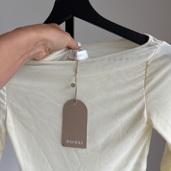 Meshki boat neck mesh top - Picture 3 of 3